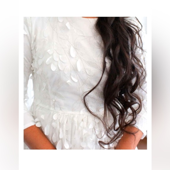 -SOLD- Dainty Jewells Dress white - Picture 7 of 7